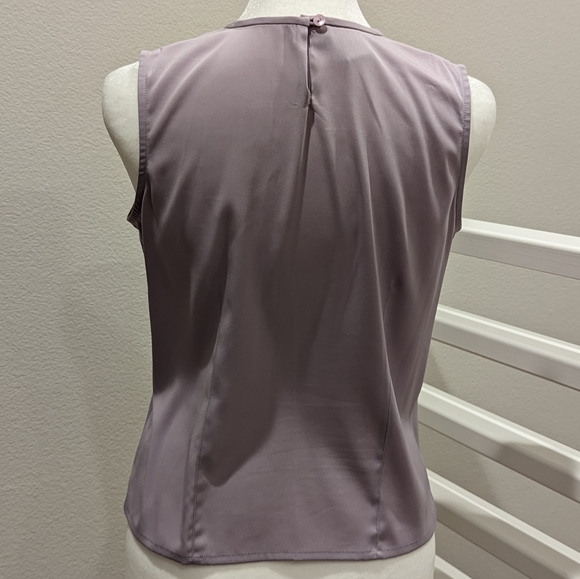Charter Club Sleeveless Pleated Top Lavender Size 2 Petite - Picture 2 of 3